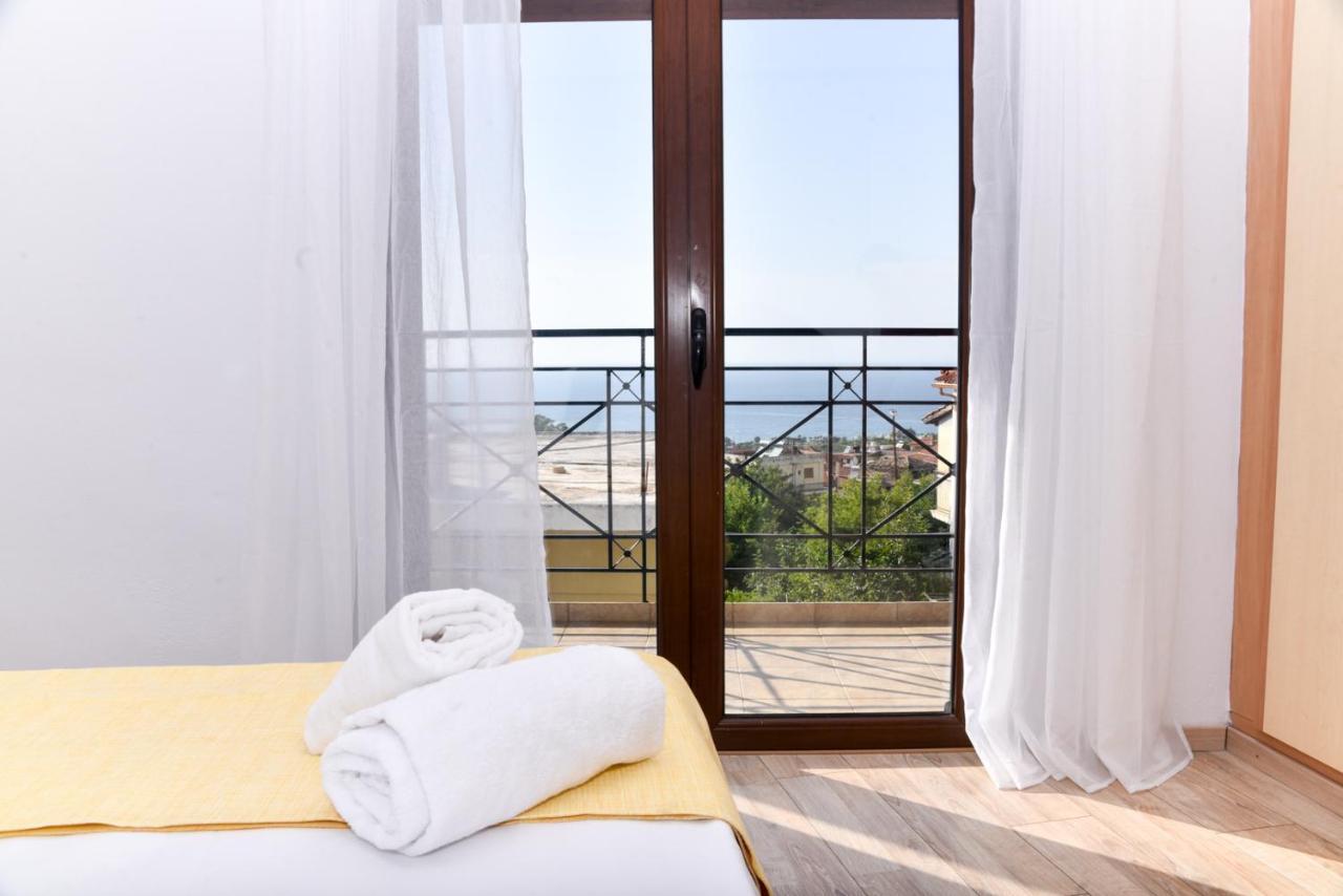Prana'S Castle Apartamento Kyparissia Exterior foto
