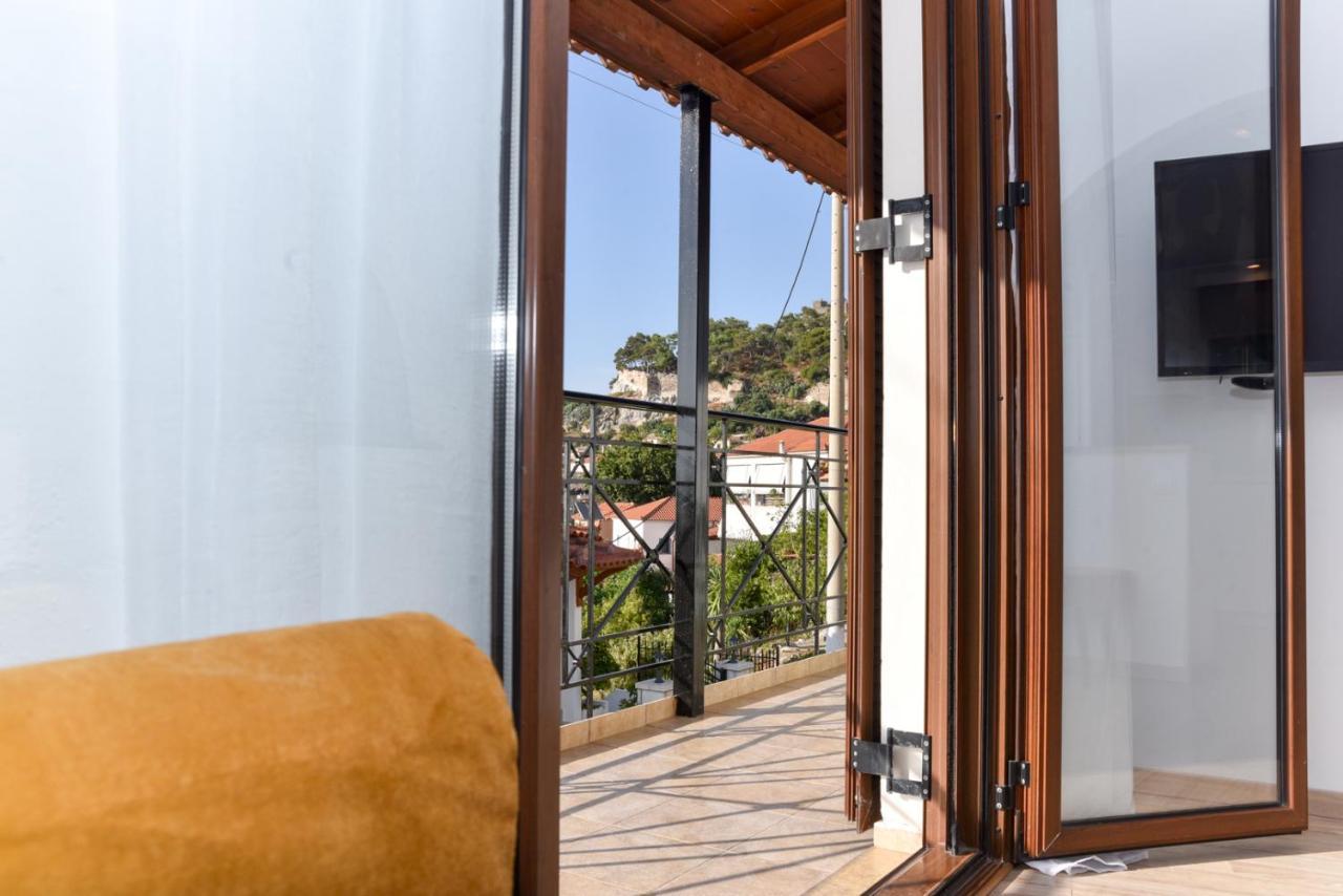 Prana'S Castle Apartamento Kyparissia Exterior foto