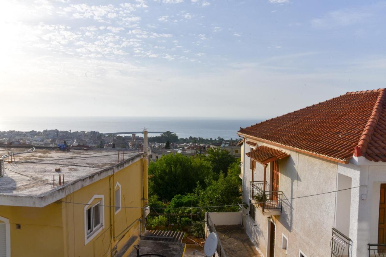 Prana'S Castle Apartamento Kyparissia Exterior foto
